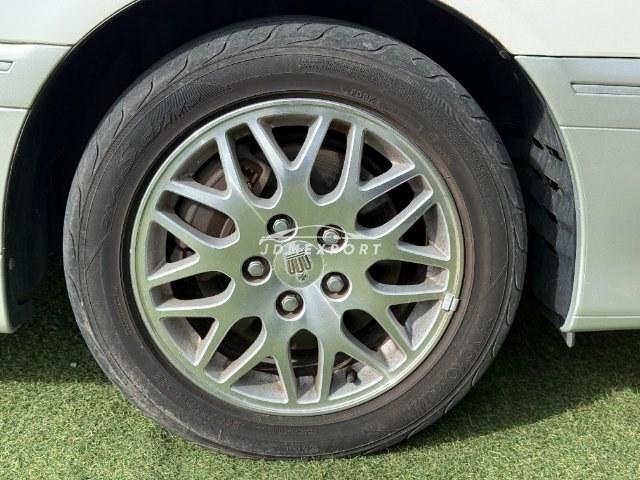 Toyota Crown 2001 thumbnail 17