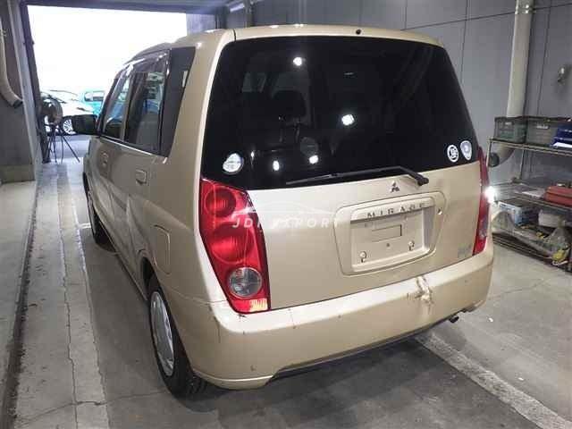 Mitsubishi Dingo 2001 thumbnail 6
