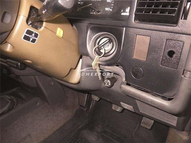 Toyota Hilux 1992 thumbnail 11