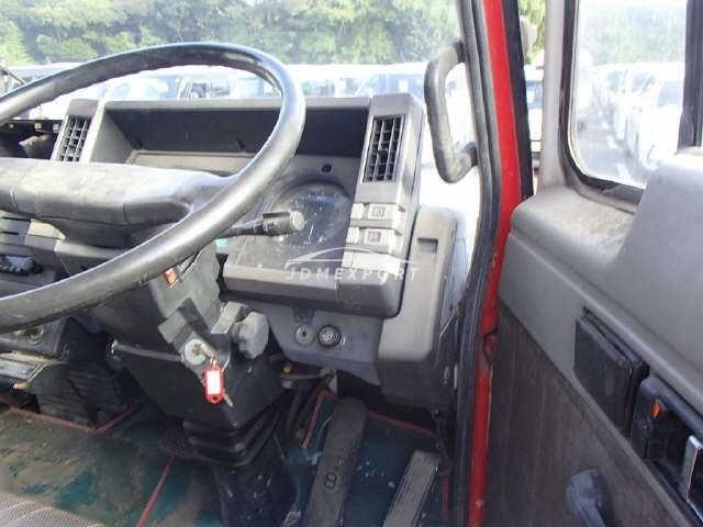 Isuzu Forward 1988 thumbnail 8