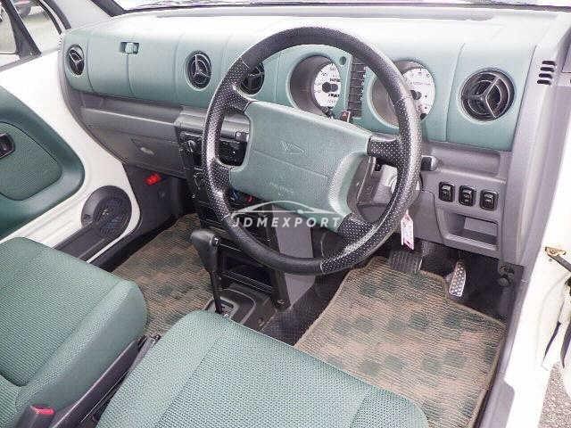 Daihatsu Naked 2000 thumbnail 4