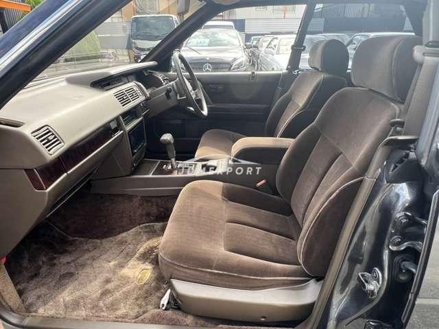 Nissan Gloria Van 1989 thumbnail 10