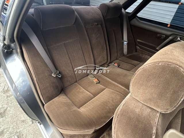 Nissan Gloria Van 1989 thumbnail 11