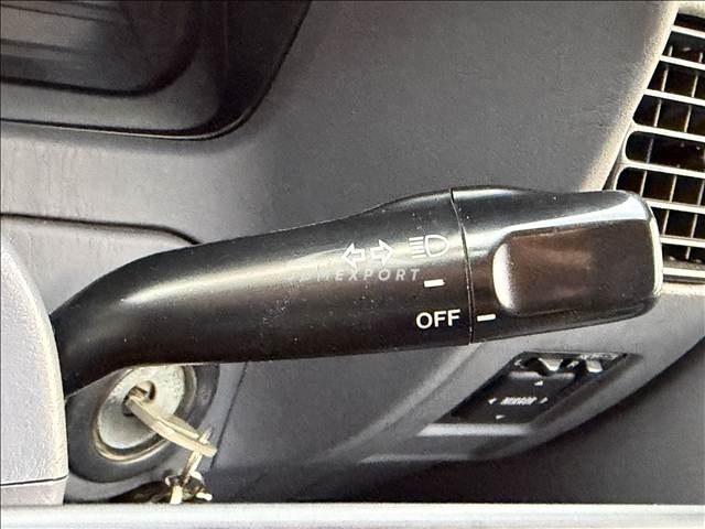 Toyota Land Cruiser Prado 1996 thumbnail 29