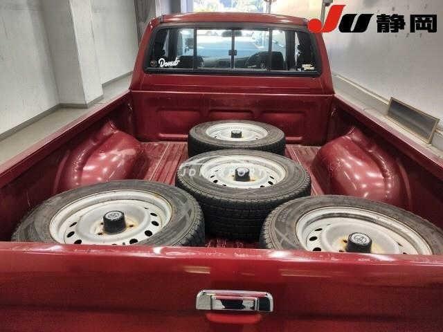 Toyota Hilux 2002 thumbnail 10