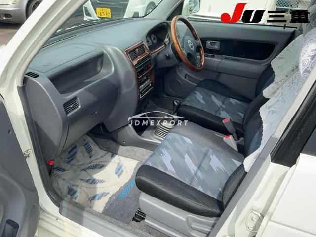 Daihatsu Pyzar 2000 thumbnail 4