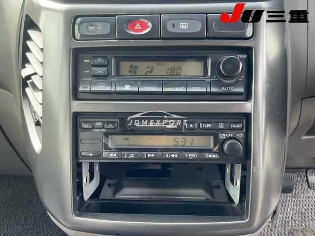 Nissan Elgrand 2000 thumbnail 27