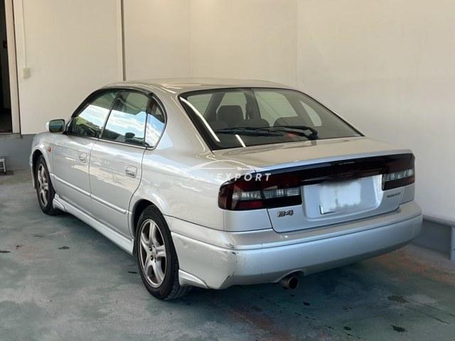 Subaru Legacy B4 2000 thumbnail 2