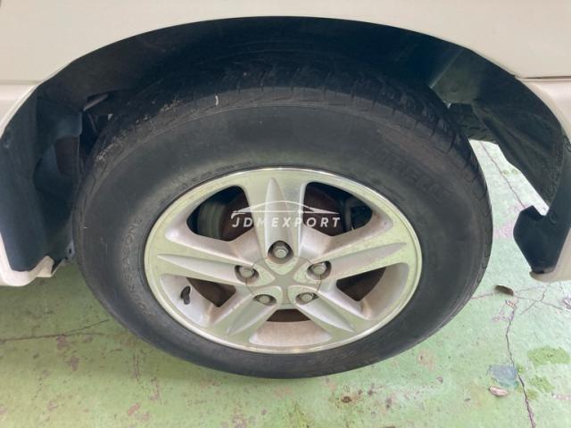 Toyota Estima 2001 thumbnail 13
