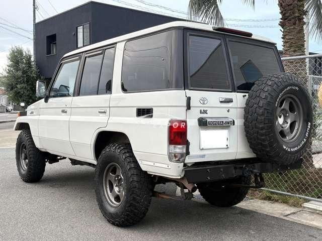 Toyota Land Cruiser 70 1995 thumbnail 3