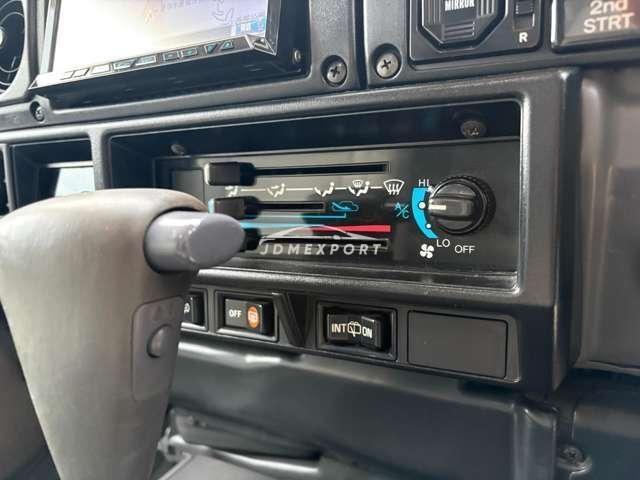 Toyota Land Cruiser 70 1995 thumbnail 16