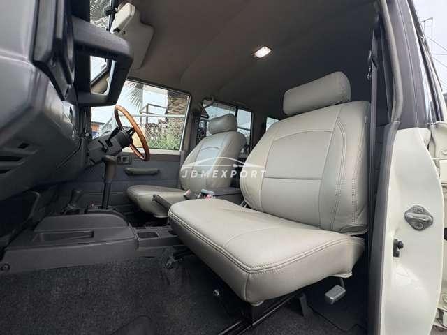 Toyota Land Cruiser 70 1995 thumbnail 8