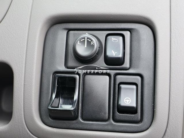 Nissan Cube 2001 thumbnail 9