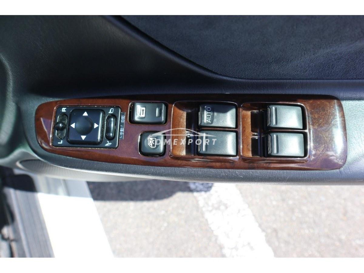 Nissan Stagea 2000 thumbnail 28