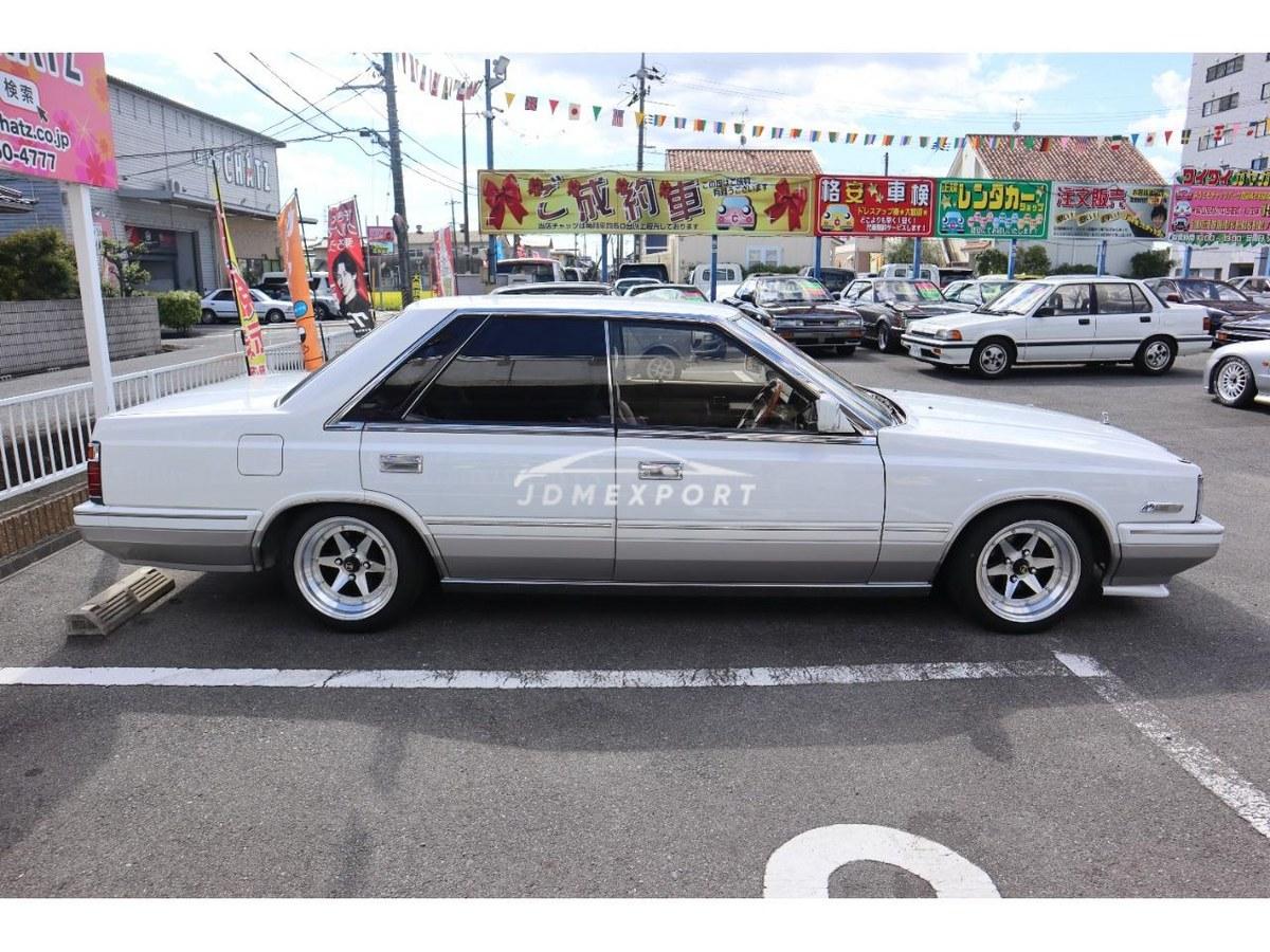 Nissan Laurel 1986 thumbnail 4