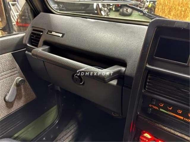 Suzuki Jimny 1991 thumbnail 19