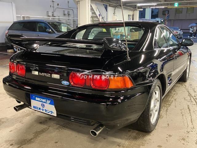 Toyota MR2 1999 thumbnail 8