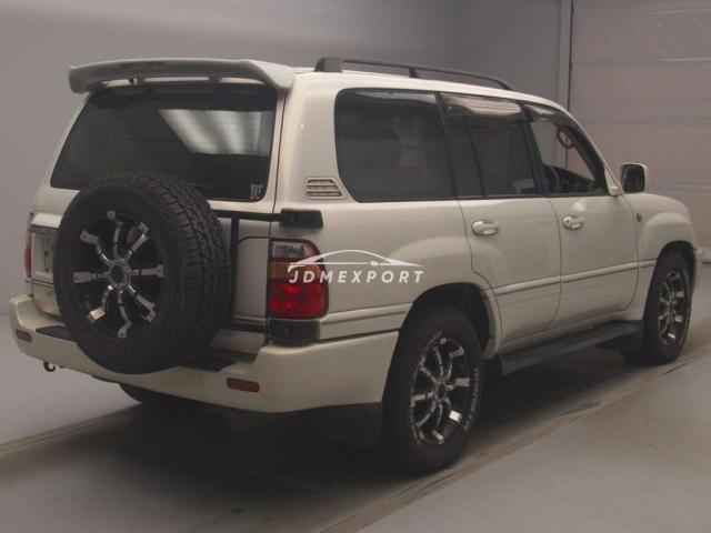 Toyota Land Cruiser 100 1998 thumbnail 3