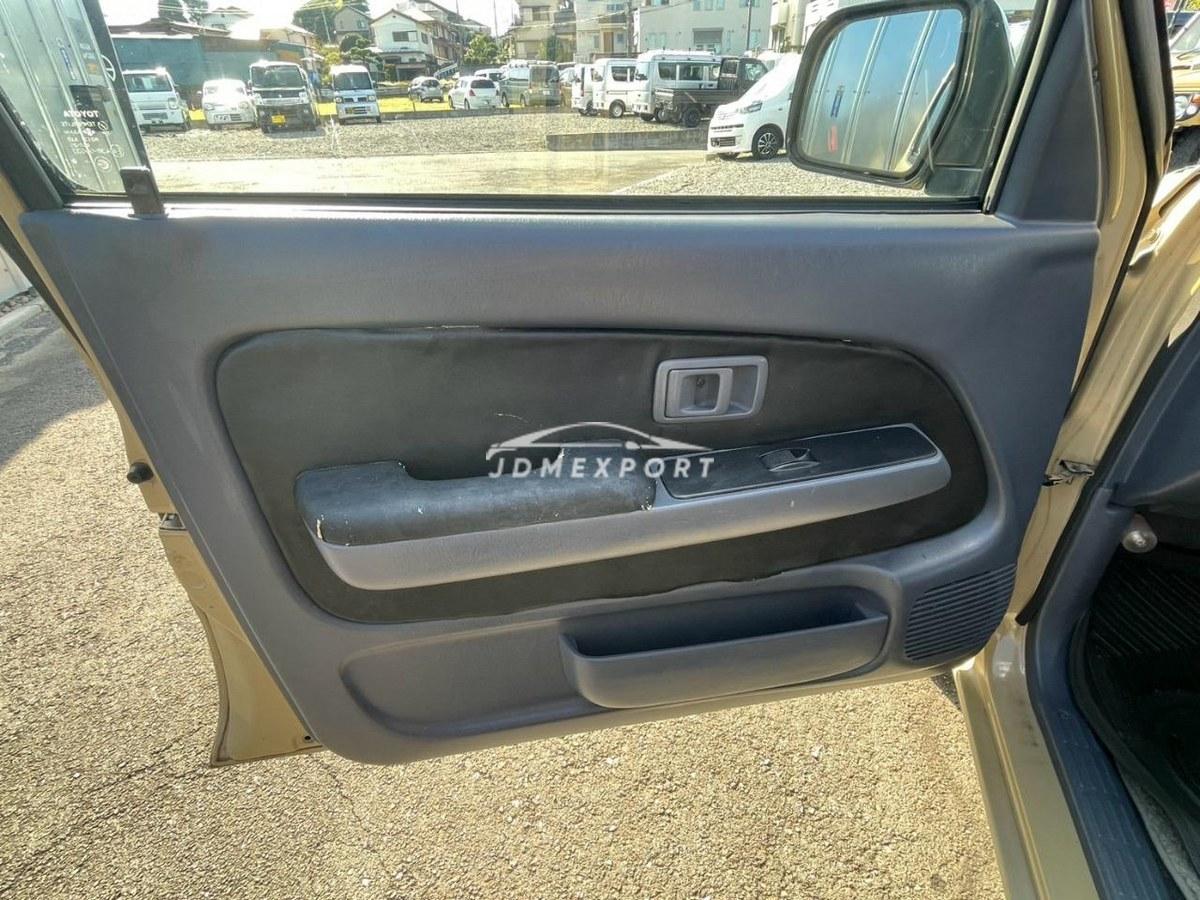 Toyota Hilux Sports Pick Up 1997 thumbnail 24