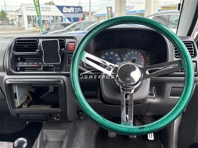 Suzuki Jimny 2001 thumbnail 24