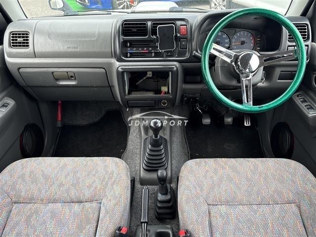 Suzuki Jimny 2001 thumbnail 16