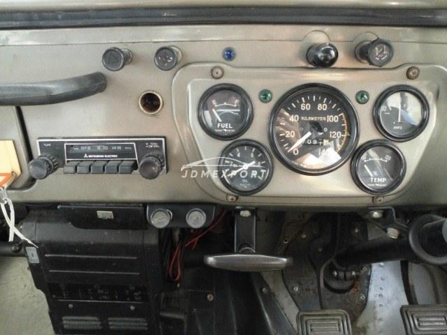 Mitsubishi Jeep 1979 thumbnail 12
