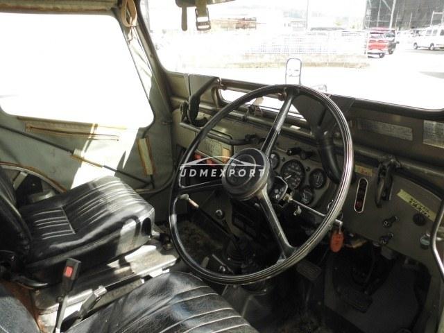Mitsubishi Jeep 1979 thumbnail 3