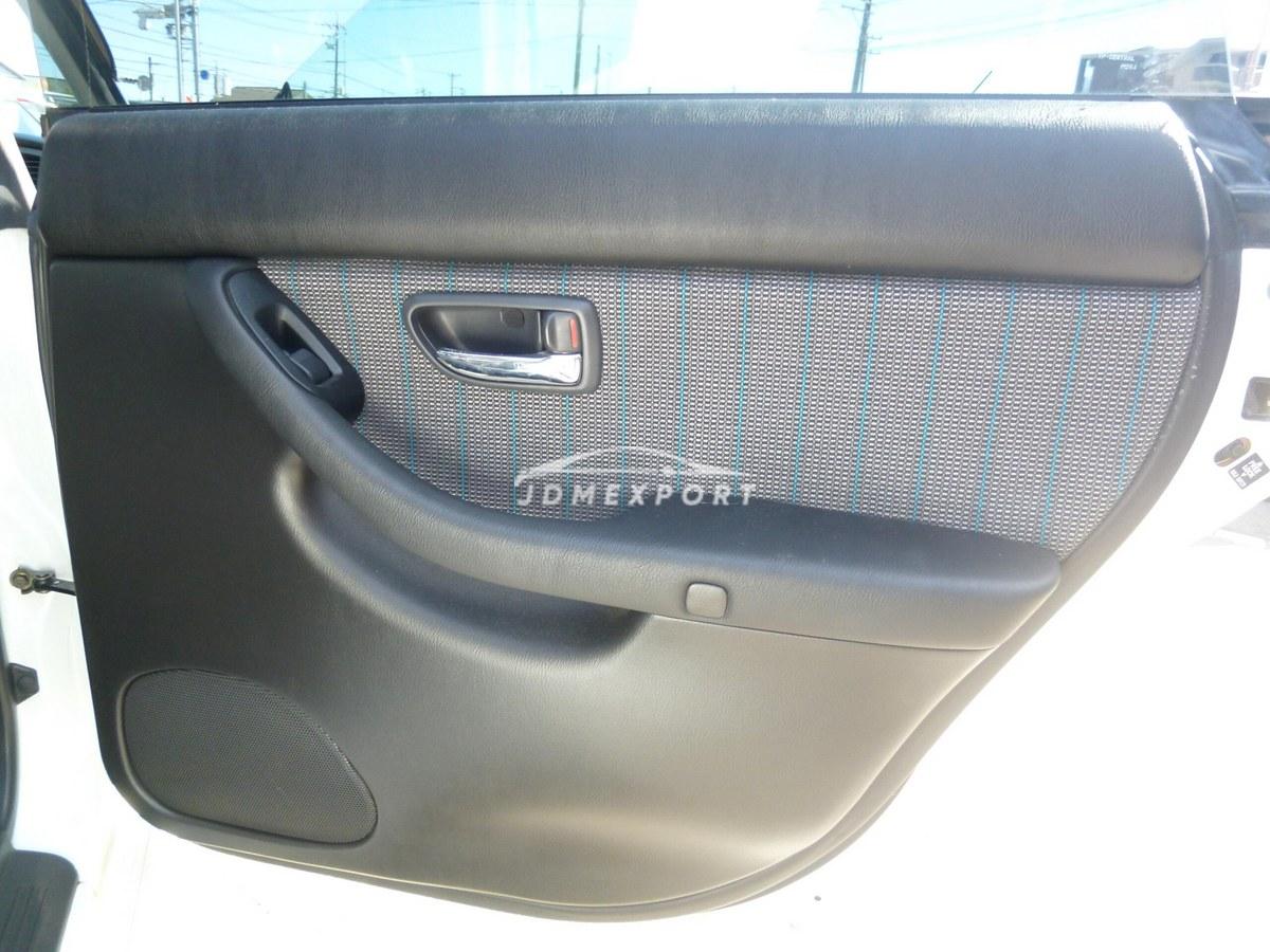 Subaru Legacy B4 2000 thumbnail 40