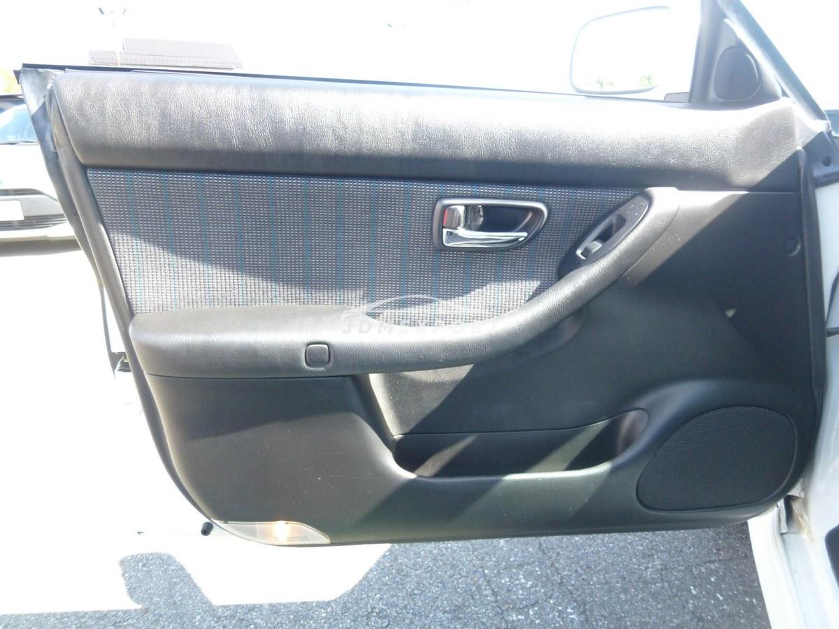 Subaru Legacy B4 2000 thumbnail 41