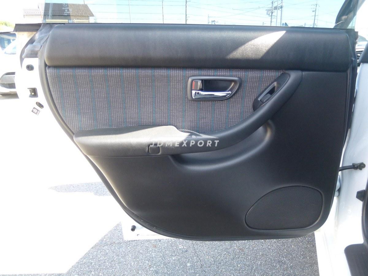 Subaru Legacy B4 2000 thumbnail 42