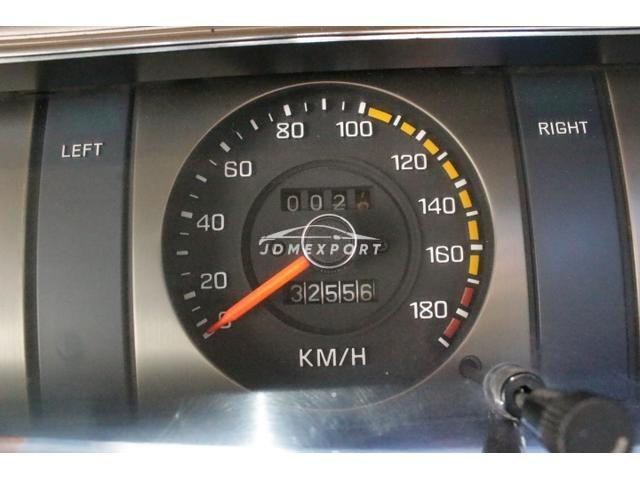 Nissan Laurel 1973 thumbnail 25