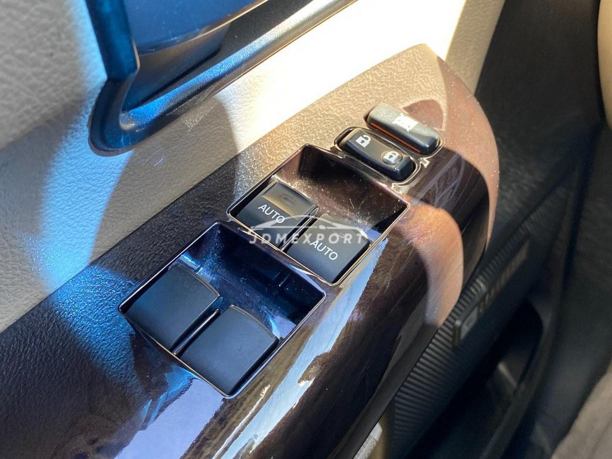 Toyota Sequoia 1990 thumbnail 57