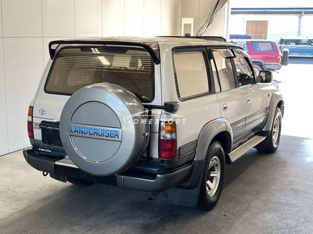 Toyota Land Cruiser 1996 thumbnail 2