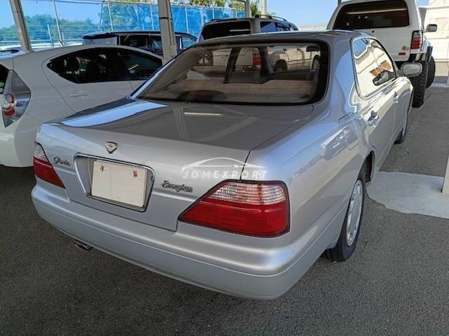 Nissan Gloria Van 1996 thumbnail 2