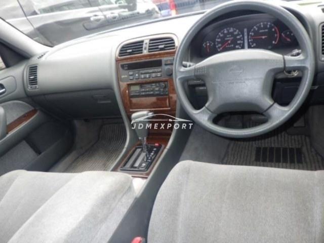 Nissan Gloria Van 1996 thumbnail 3