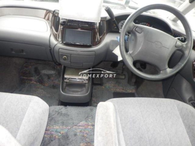 Toyota Estima 1998 thumbnail 3