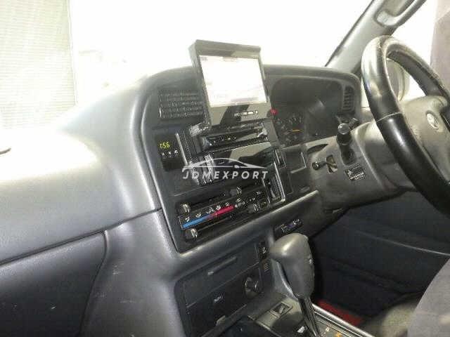 Toyota Hiace Van 2001 thumbnail 4