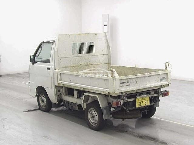 Daihatsu Hijet Truck 2001 thumbnail 2