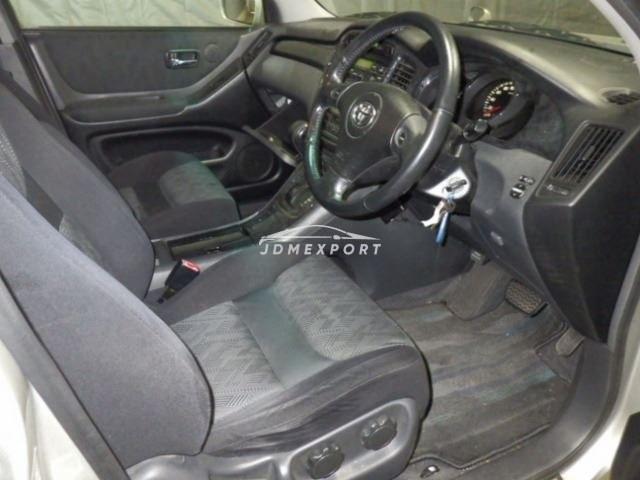 Toyota Kluger 2002 thumbnail 4