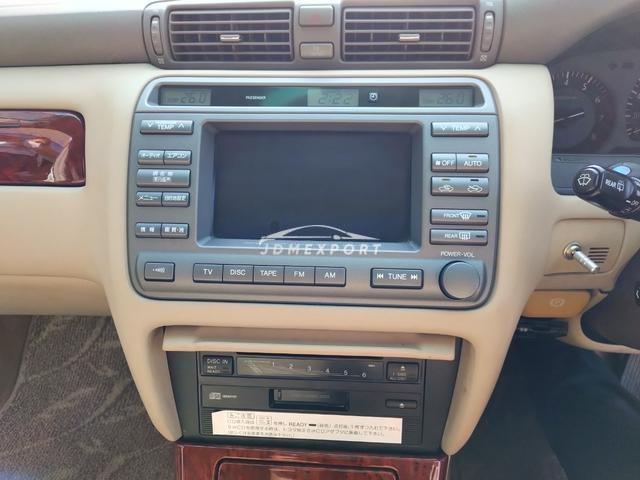 Toyota Crown Estate 2000 thumbnail 11