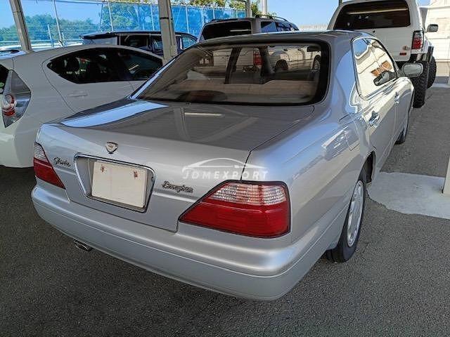 Nissan Gloria Van 1996 thumbnail 5