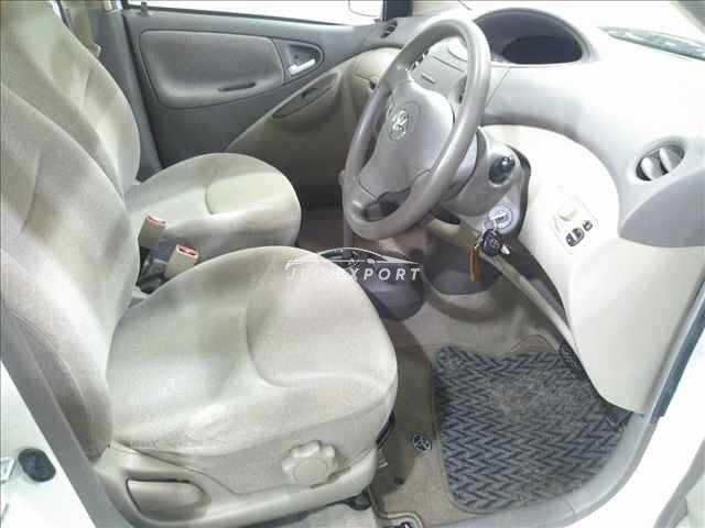 Toyota Platz 2002 thumbnail 5