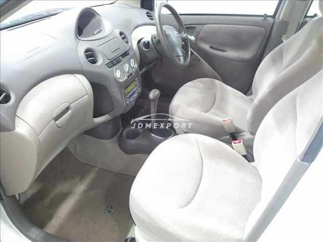 Toyota Platz 2002 thumbnail 4