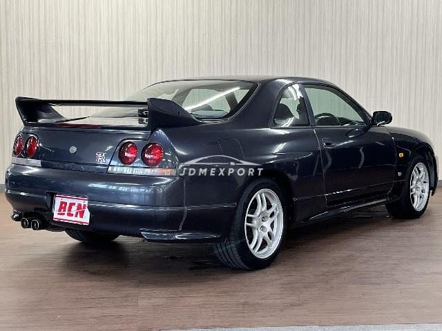 Nissan Skyline GT-R 1995 thumbnail 2