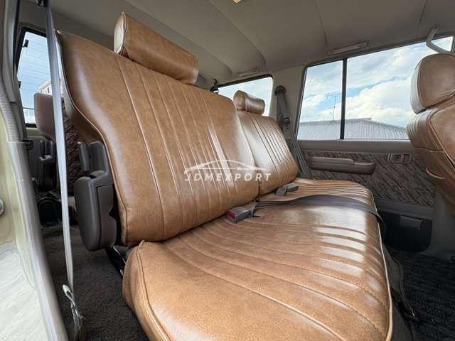 Toyota Land Cruiser Prado 1995 thumbnail 9