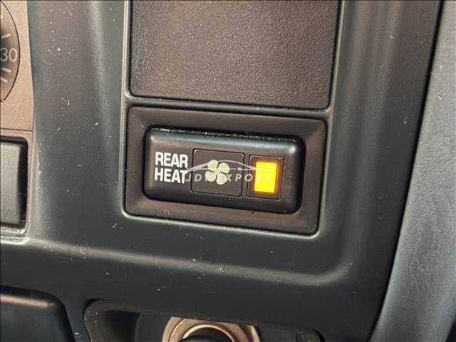 Toyota Land Cruiser Prado 1996 thumbnail 16