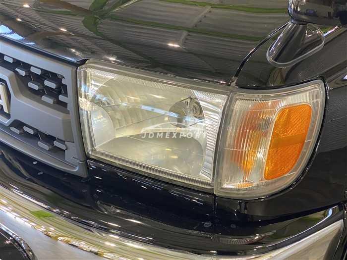 Toyota Hilux Surf 2001 thumbnail 8