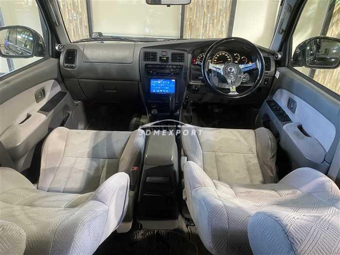 Toyota Hilux Surf 2001 thumbnail 32