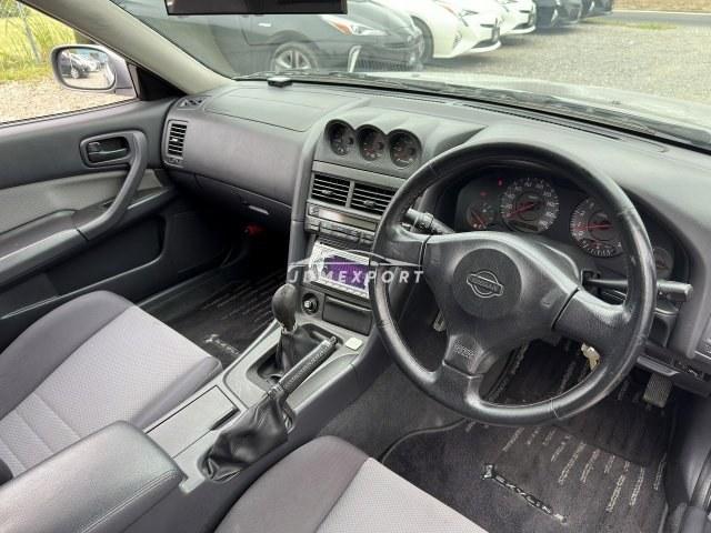 Nissan Skyline 1999 thumbnail 5