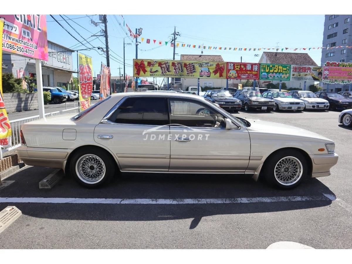 Nissan Laurel 1990 thumbnail 4